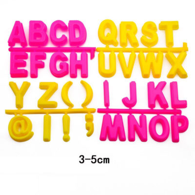 ABC – betű kiszúró szett